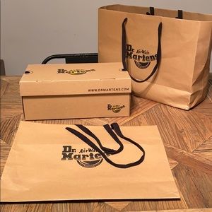 Dr. Martens Empty box + 2 bags